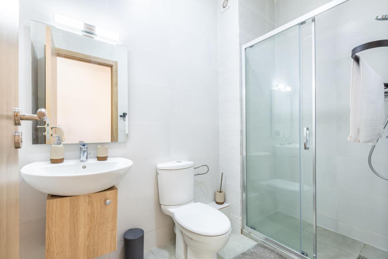New! Superbe Appartement A Majorelle,Terrace,Iptv. Марракеш Экстерьер фото
